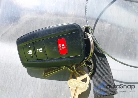 2020 Toyota Rav4 Xle из США, поврежденный, VIN 2T3W1RFV7LW070884